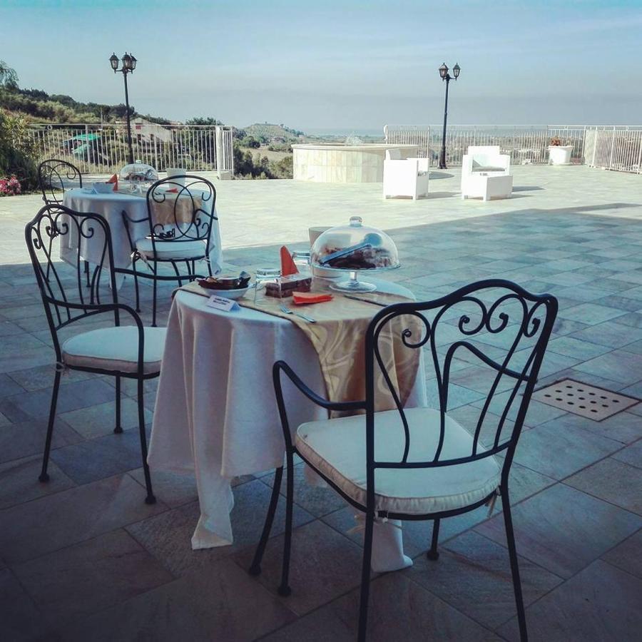 Castelnuovo Cilento Villa Marchesa מראה חיצוני תמונה