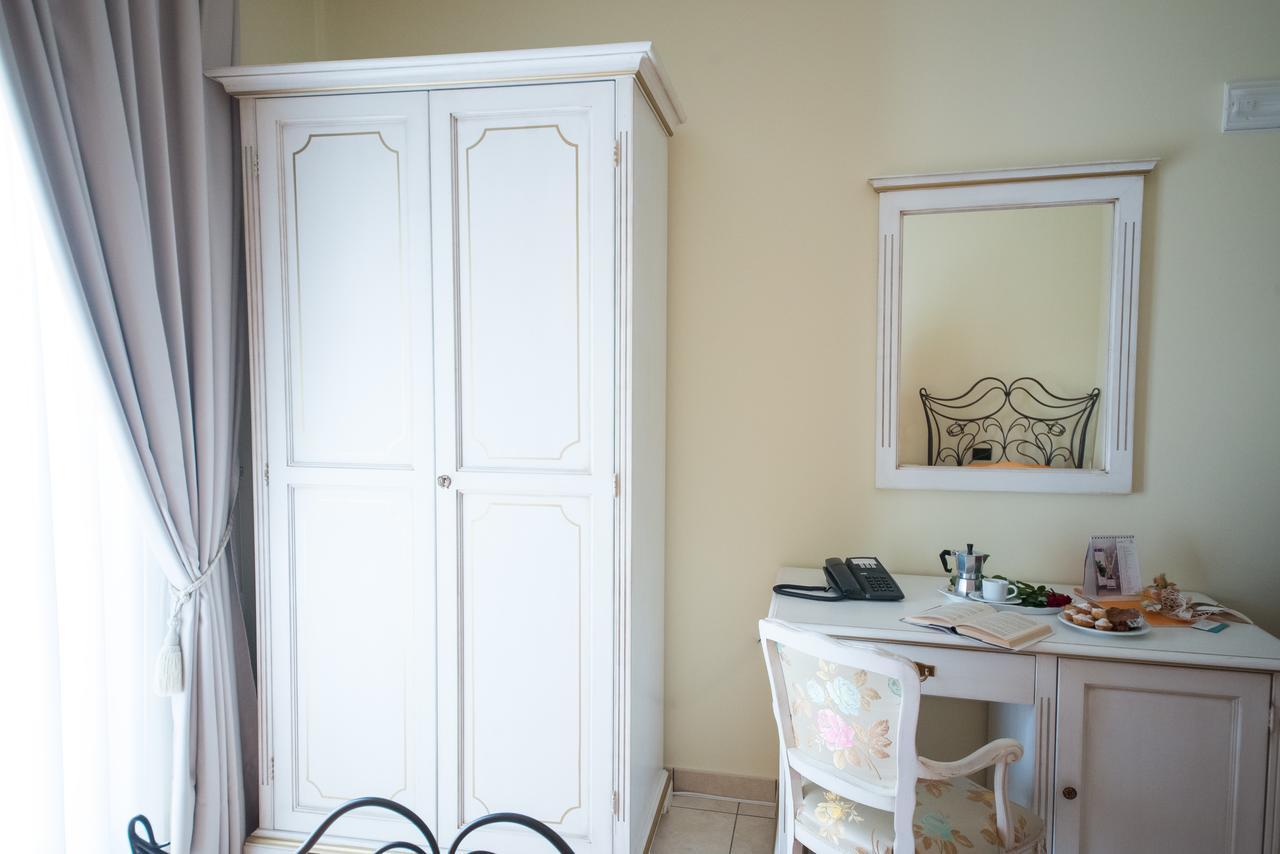 Castelnuovo Cilento Villa Marchesa מראה חיצוני תמונה